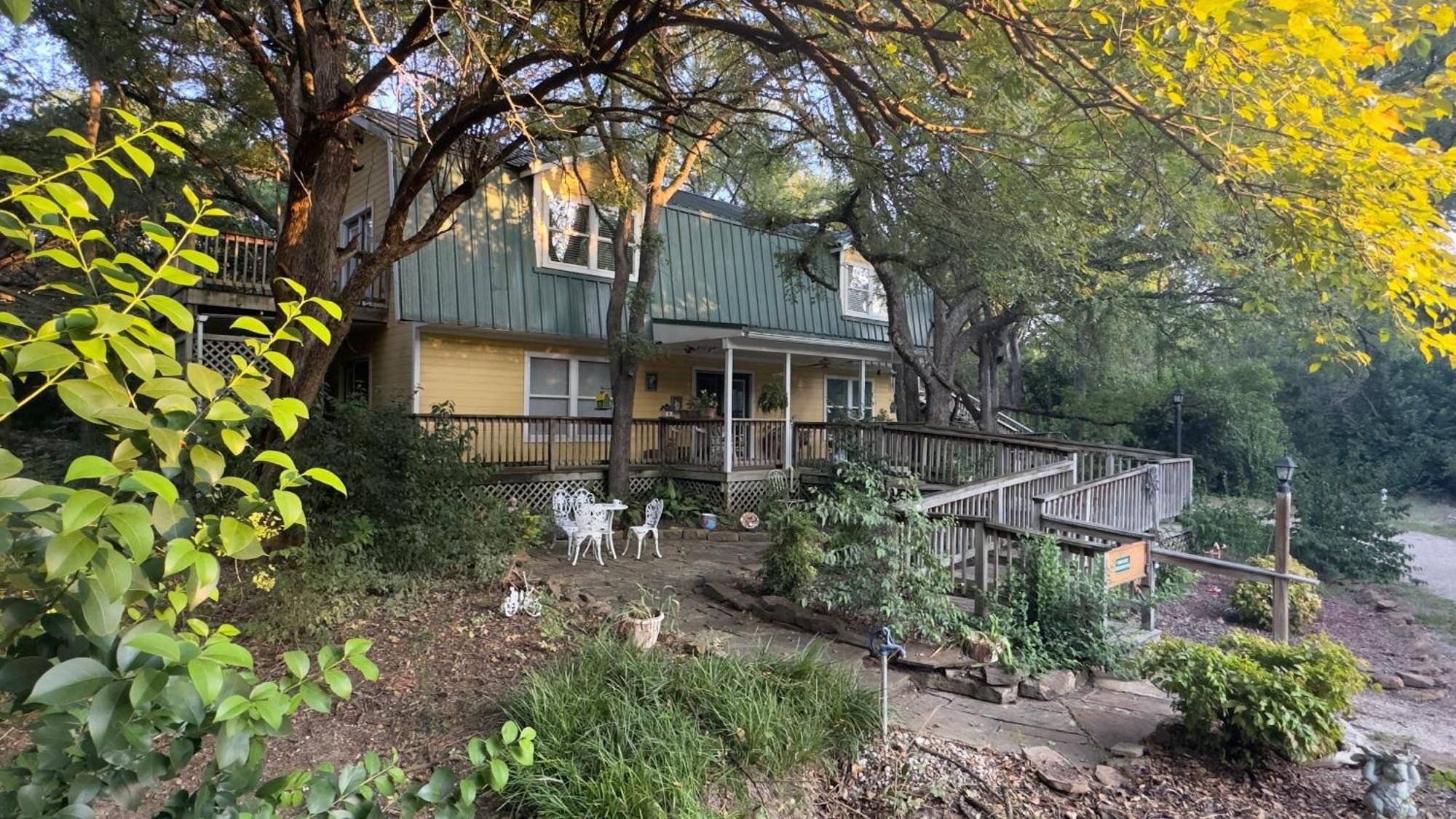 Bed And Breakfast On White Rock Creek Waco Exterior foto
