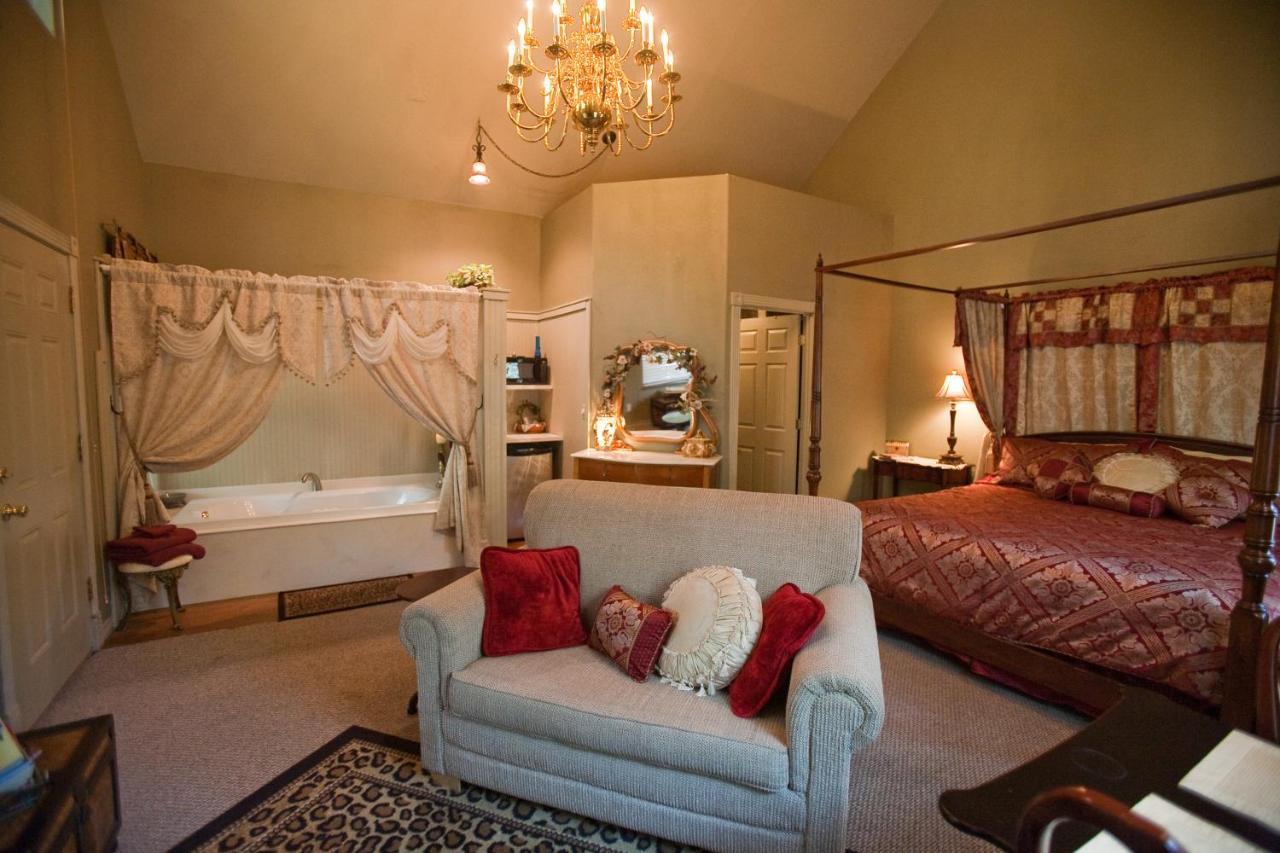 Bed And Breakfast On White Rock Creek Waco Exterior foto